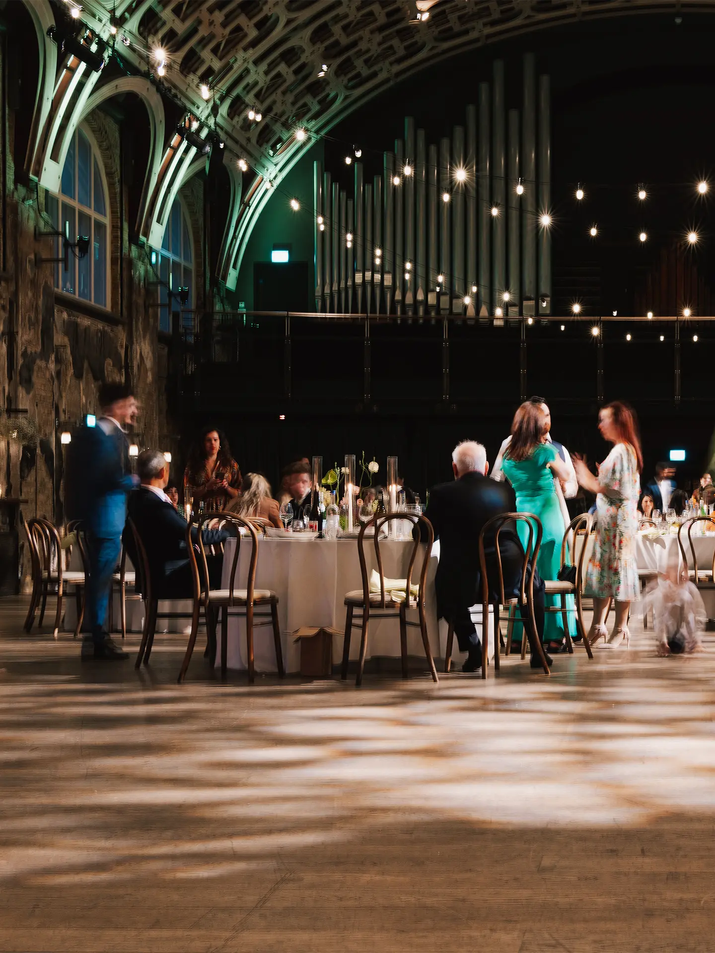 Natasha and Josh, The Grand Hall Suite. Photography by Lisa Jane Photography.